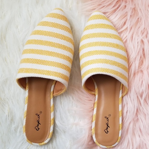 🔴5/$25 Yellow and White Striped Mules - Picture 4 of 7
